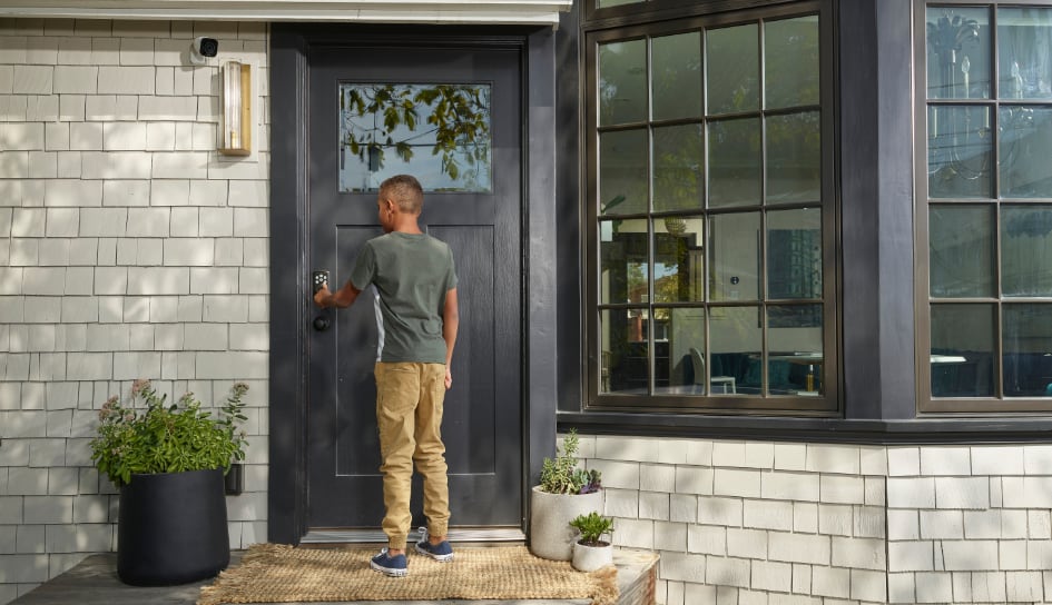 Vivint Smart Lock on home in Des Moines