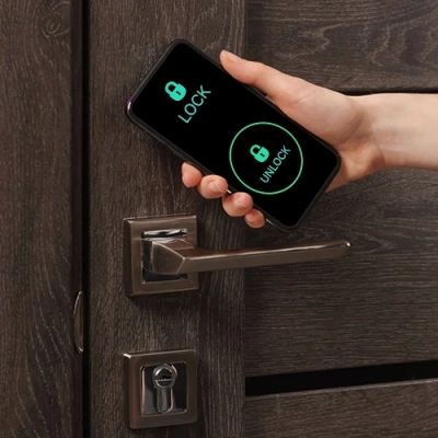 Des Moines vivint connected smart lock